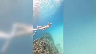 Deep Underwater Girl Swimming | Bikini Girls Swimming In Underwater 136 | Underwater Official 10M