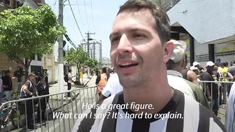 Brazilians stream to Santos to pay tribute to Pele | AFP