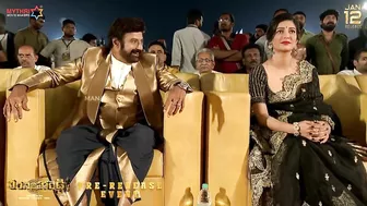 Balakrishna and Shruti Haasan Funny Moments @ Veera Simha Reddy Pre Release Event