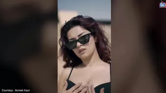 Avneet Kaur Dancing In Bikini In Swimming Pool????????????