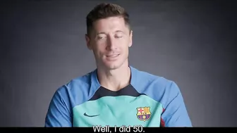 Robert Lewandowski Bosses The Barcelona Push Up Challenge | Inside Barca | Exclusive Clip