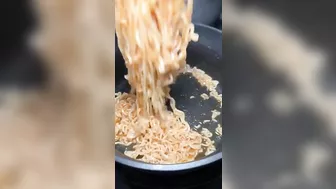 Day 26.25 of my ramen challenge - Fried Ramen Grilled Cheese