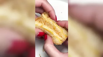 Day 26.25 of my ramen challenge - Fried Ramen Grilled Cheese