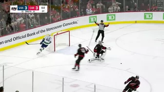 Canucks' Collin Delia Stretches Leg Out To Make Game-Saving Stop In Final Seconds Of OT