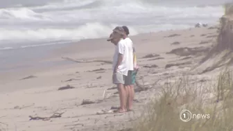 1 dead, another missing after family get into trouble at Coromandel beach