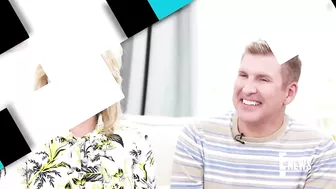 Todd & Julie Chrisley Begin Prison Stint in Tax Fraud Case | E! News