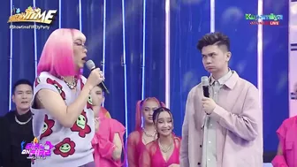 Vice Ganda has an answer to Vhong's challenge | Girl On Fire