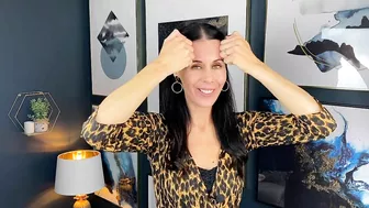 2 Wrinkle Busting Massages For The Forehead Using The Knuckles! Face Yoga Bitesize