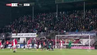 RODE KAART na roekeloze TACKLE ???? | Samenvatting FC Emmen - PSV