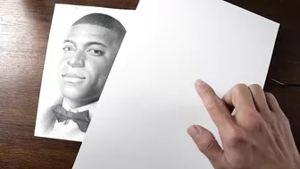 Pele Drawing Challenge On A Spinner - DP ART DRAWING