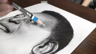 Pele Drawing Challenge On A Spinner - DP ART DRAWING