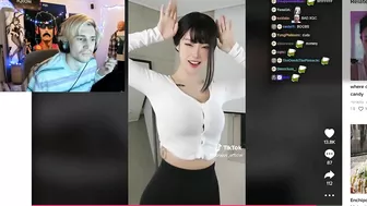 xQc was mesmerized by this tiktok...