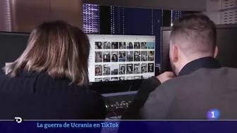 GUERRA UCRANIA: TIK TOK se convierte en un ALTAVOZ del CONFLICTO para los UCRANIANOS | RTVE Noticias