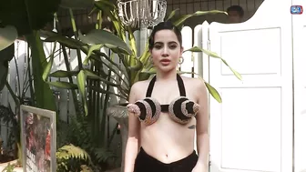 Urfi Javed In White Bikini In Latest Video ????