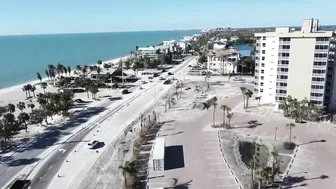 Most shops remain closed on Bonita Beach during rebuilding