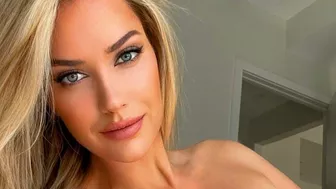 Paige Spiranac Models Jaw-dropping Outfits (Bikinis included)