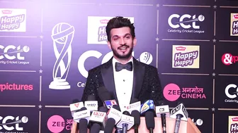 Arjun Bijlani Talks About His Favourite Team At Curtain Raiser Of Celebrity Cricket League