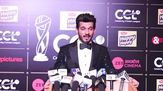 Arjun Bijlani Talks About His Favourite Team At Curtain Raiser Of Celebrity Cricket League