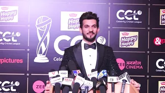 Arjun Bijlani Talks About His Favourite Team At Curtain Raiser Of Celebrity Cricket League