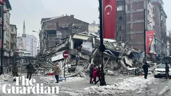 Second earthquake hits Turkey less than 12 hours after first