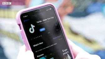 UK bans TikTok from government mobile phones - BBC News