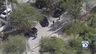 Suspect shot by police after hostage negotiation at North Miami Beach office park