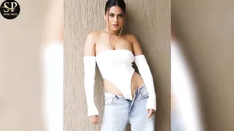 Nia Sharma ने Off Shoulder White Bikini Top मे दिया किलर Pose | Latest Photoshoot Troll