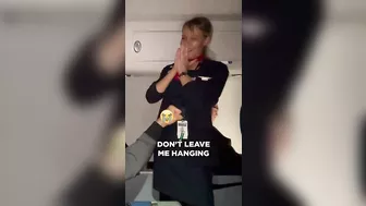 Flight Attendants React to The Sleeper Hold Travel Pillow