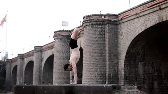 A bridge to infinity | Ashtanga Yoga demo with Vishesh Arora