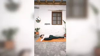 Sakinleşip Rahatlamak için 7 Yoga Pozu ✨ Uyumadan Önce Dene