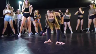 twerk dance 6