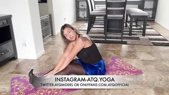 YOGA IN SKIRT CHALLENGE