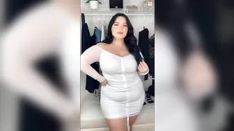 Erika Aguilera ????????| American Beautiful Plus Size Model | Curvy Fashion Model | Influencer | Biography