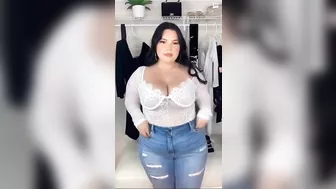 Erika Aguilera ????????| American Beautiful Plus Size Model | Curvy Fashion Model | Influencer | Biography