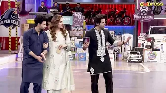 Adakaron Ki Show Mein Dair Se Entry | KKJ Celebrity Club | 2nd Ramzan | Express TV