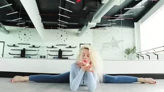 Yoga for Flexibility — Thighs and Legs Stretching for Beginners