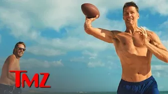 Tom Brady Goes Shirtless For Beach Football Sesh With Ex-Patriots Teammates | TMZ TV