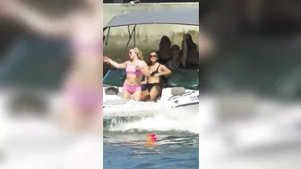 ???????????? "Beach Beats and Bikinis: Swimsuit Models Dance on the Boat at Haulover Inlet