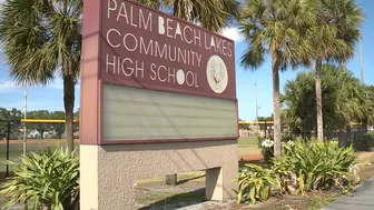 Palm Beach Lakes High School student caught with loaded gun on campus