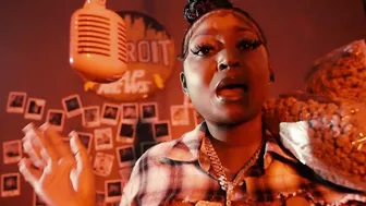 TrapDoll Whoop - ME |Official BlockAve One Mic| Shot By DetroitRapNews