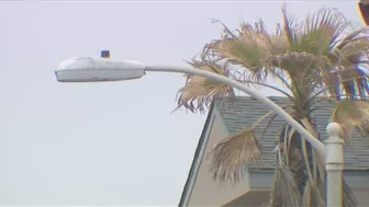 Mission Beach neighbors upset about broken lights along the boardwallk