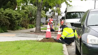 Mission Beach neighbors upset about broken lights along the boardwallk