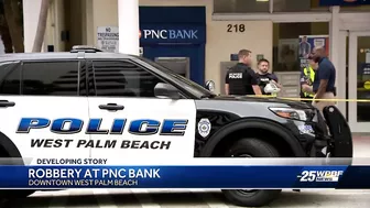 Police searching for suspect in downtown West Palm Beach bank robbery