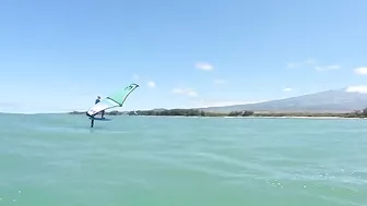 Wings and waves at Kanaha Beach