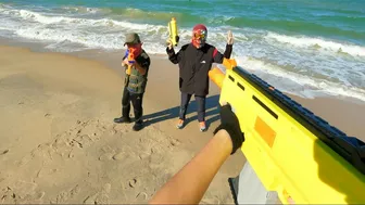 Nerf War: Beach Attack (Nerf First Person Shooter)