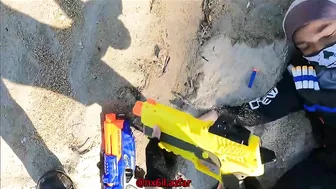 Nerf War: Beach Attack (Nerf First Person Shooter)