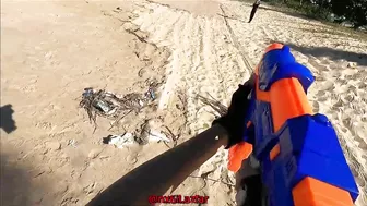 Nerf War: Beach Attack (Nerf First Person Shooter)