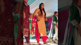 Banghra#punjabi dancers#punjabi couple #punjabi models#punjabi song#couple  wedding dance#shorts