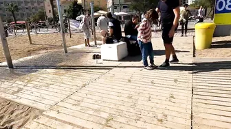 BARCELONA SPAIN | STILL SUMMER IN BARCELONETA BEACH | OCTOBER 24,2021