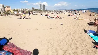 BARCELONA SPAIN | STILL SUMMER IN BARCELONETA BEACH | OCTOBER 24,2021